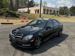 
										2013 Mercedes C300 4 MATIC full									